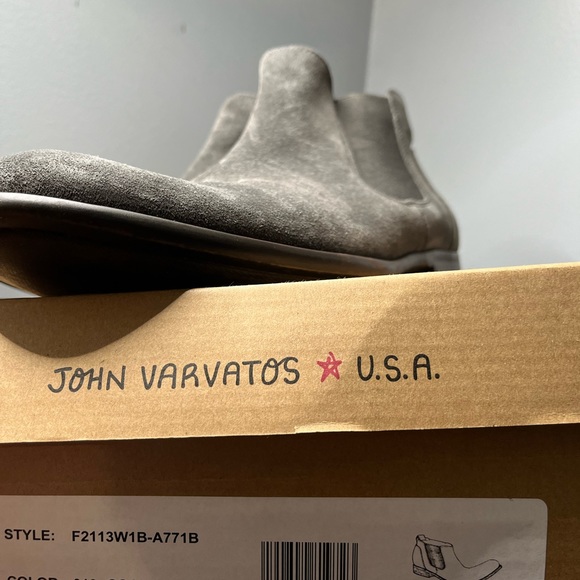 JOHN VARVATOS coal grey star s low Chelsea boots - Picture 6 of 8